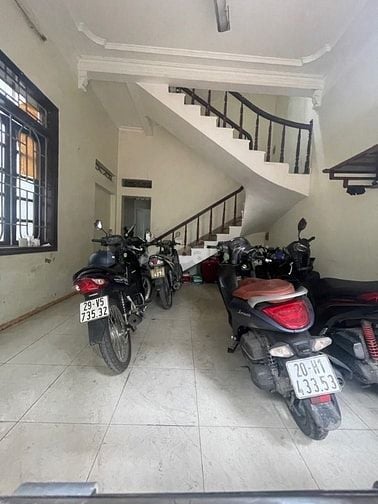 BÁN NHÀ CỔ NHUẾ 2,NHÀ ĐẸP,GIÁ 5,2 TỶ