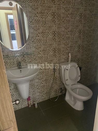 Summer Square 3PN, 2WC, 76m2 đã có sổ hồng giá 3,2ty. LH 0903 675 770
