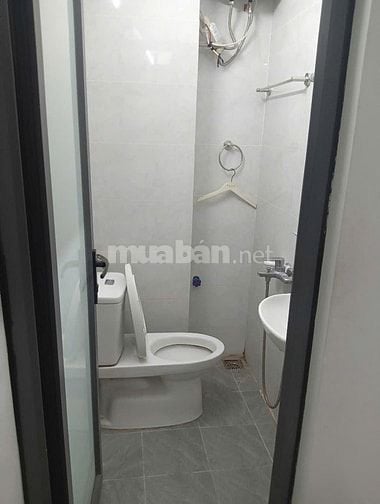 Bán nhà vị trí đẹp phố Vũ Xuân Thiều - Q. Long Biên - 4.25 tỷ -sổ đỏ