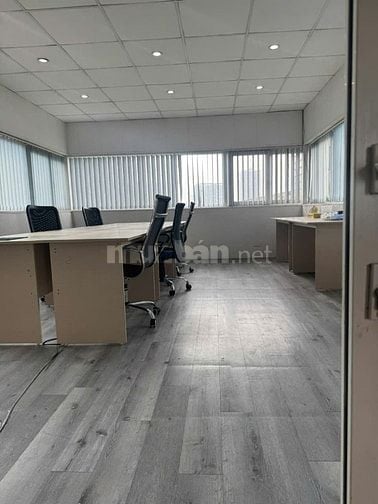 Cho thuê Văn Phòng 50m2 Toà Nhà 124 Lac Trung HBT - HN