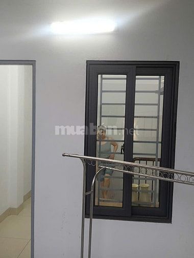Bán nhà vị trí đẹp phố Vũ Xuân Thiều - Q. Long Biên - 4.25 tỷ -sổ đỏ