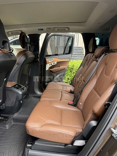 🆕 VOLVO XC90  • Sản xuất : 2018 • Odo : 70.000kilomet - xe hoàn hảo