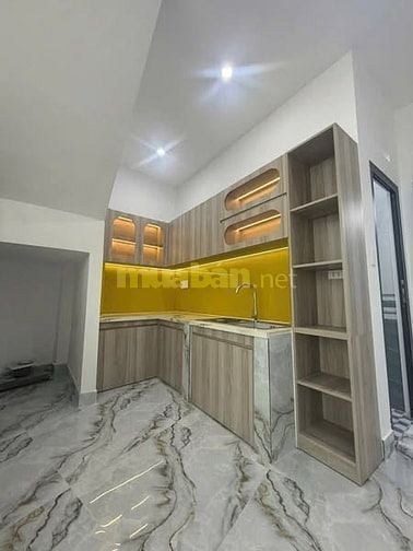 ̉6ty880 ̉Nhà mới P3Q8 hẻm rộng đẹp 4,2x15 (2 lầu st 5pn) SHR hoàn công