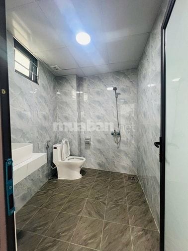 SIÊU PHẨM Ô TÔ ĐÕ TRƯỚC NHÀ – 5 TẦNG - AN THẮNG, BIÊN GIANG. 4,05 TỶ 