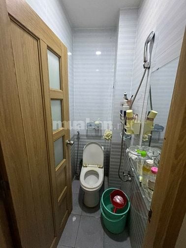 3,96 tỷ  Nhà 2 lầu sân thượng trước hưng phú p9q8 3pn nhà đẹp hẻm 3m