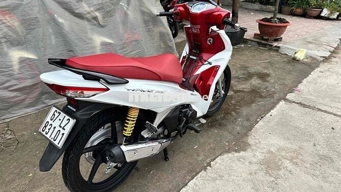 Future fi 2014 lên Wave i trắng đỏ ( hỗ trợ góp )