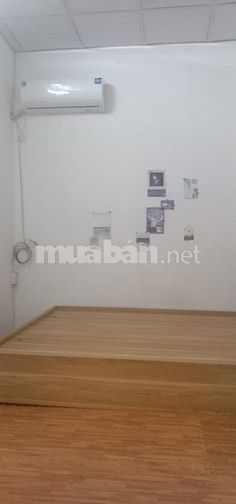 Cho thuê phòng 18m2 đủ đồ Tầng 2 Ngo 33 Lãng Yên  HBT- HN