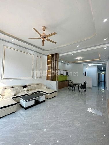 Bán gấp căn cấp 4 mới xây thiết kế hiện đại chỉ Tt450tr