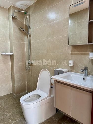 Bán nhà ngõ 41 phố Thái Hà, DT 122m, 6 tầng, MT 5.5m, giá 44.2 tỷ, ngõ
