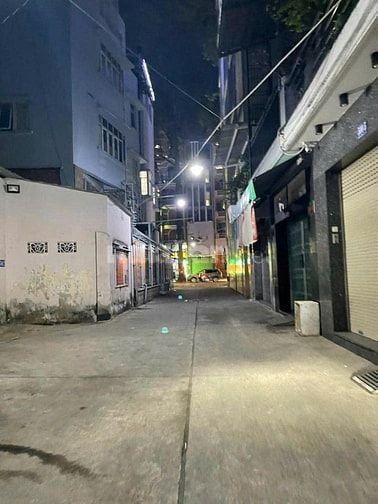 Ô tô tránh chỉ 145tr/m2 -Nguyễn Chí Thanh Quận 5 DT 110m2 ngang (5x22)