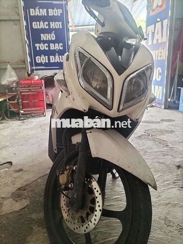 Dư không xài tới