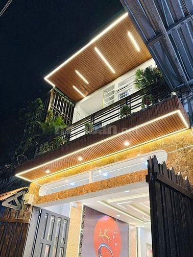 GẤP ÂU CƠ P10 TÂN BÌNH - 4M X 11M - 2 TẦNG - CHO THUÊ 10TR - 4.4 TỶ