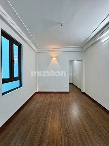 NGUYỄN ĐỨC CẢNH - LÔ GÓC - NGÕ THÔNG - 28M GIÁ 6,15 TỶ