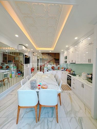 Mặt Tiền Khu Víp Phan Xích Long Cạnh Khu Đường Hoa - Full Nội Thất Xịn
