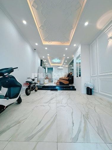 Mặt Tiền Khu Víp Phan Xích Long Cạnh Khu Đường Hoa - Full Nội Thất Xịn
