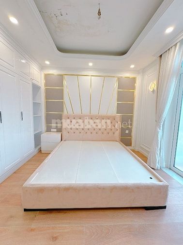 Mặt Tiền Khu Víp Phan Xích Long Cạnh Khu Đường Hoa - Full Nội Thất Xịn