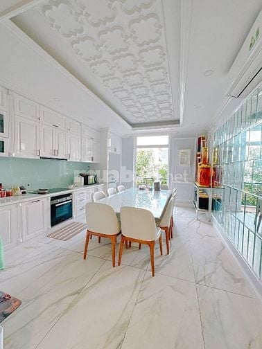 Mặt Tiền Khu Víp Phan Xích Long Cạnh Khu Đường Hoa - Full Nội Thất Xịn
