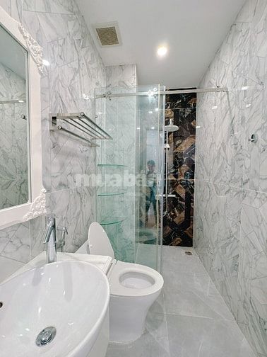 Mặt Tiền Khu Víp Phan Xích Long Cạnh Khu Đường Hoa - Full Nội Thất Xịn