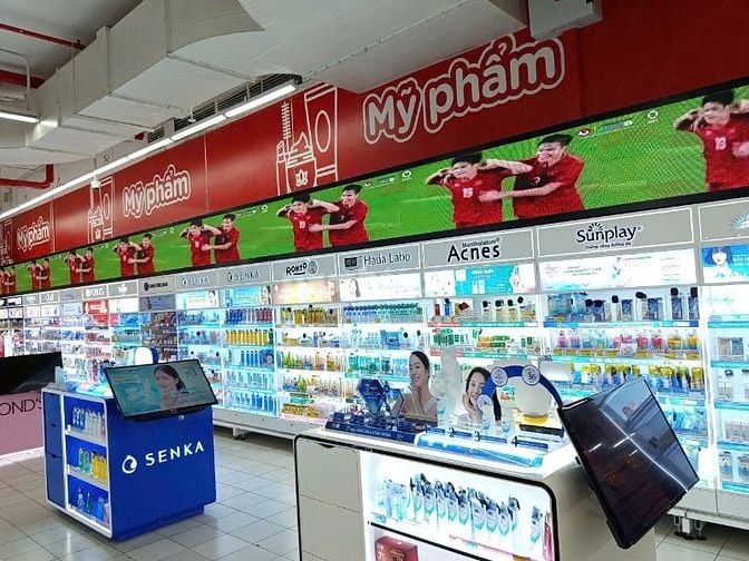 CỬA HÀNG TUYỂN NHÂN VIÊN NỮ CÓ CÔNG VIỆC LÀM NGAY 