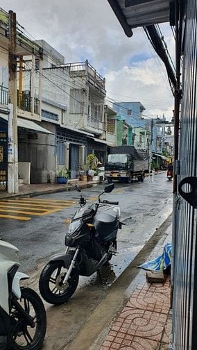 Bán nhà MT nhựa Đông Thạnh 2-Hóc Môn, giá tốt 890tr, sổ hồng,dt115m2