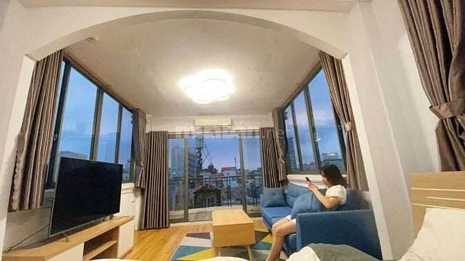 Cho thuê căn hộ dịch vụ đầy đủ tiện nghi Đinh Tiên Hoàng, Quận 1