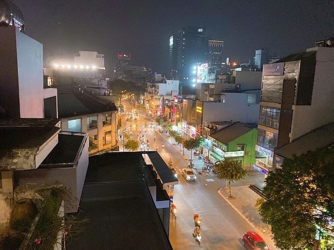 Cho thuê căn hộ dịch vụ đầy đủ tiện nghi Đinh Tiên Hoàng, Quận 1