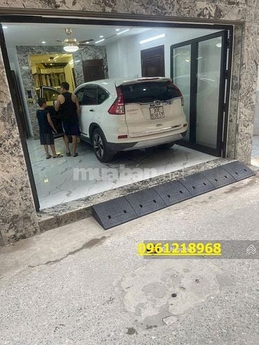 Bán nhà lô góc ô tô xây mới Trần Duy Hưng Cầu Giấy 50m2x6T, 22.5 tỷ 