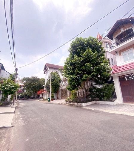 Bán lô đất khu 204 Nguyễn Văn Hưởng, Thảo Điền, DT 190m2, ngang 9.5m