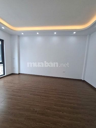 Nhà mới Ngọc Hồi 30m 5 t gần phố tiện ích bạt ngàn 5.65 tỷ 