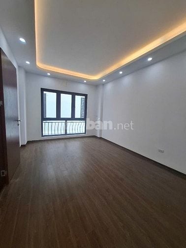 Nhà mới Ngọc Hồi 30m 5 t gần phố tiện ích bạt ngàn 5.65 tỷ 