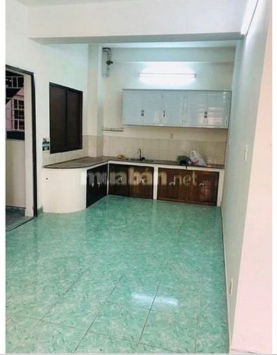 Cho thuê căn hộ Lô A 590 cmt8 , giá 10 tr/tháng