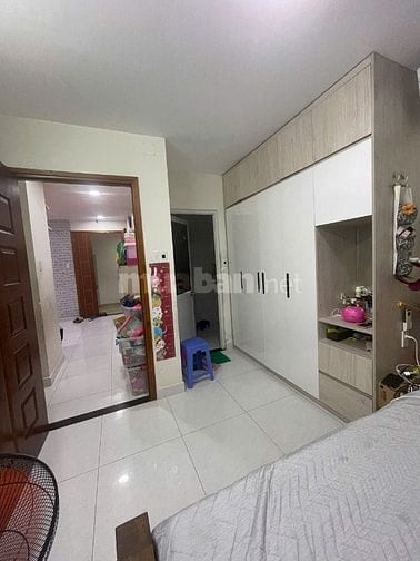CC Bông Sao B P5 Q8 2PN 56m2  full nội thất gần trường Hoàng Minh Đạo