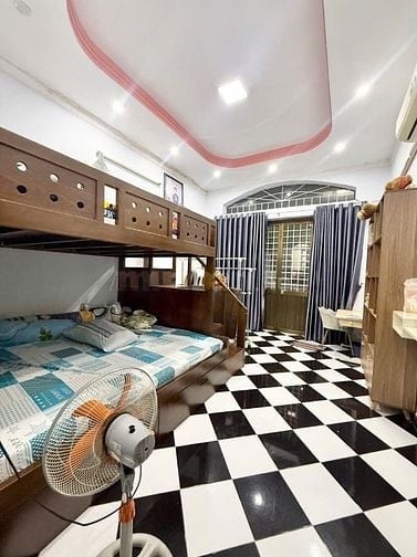 3/2 QUẬN 11, HẺM NHỰA 8M KINH DOANH, DT 40M2 CÁCH Q5,Q10 5 PHÚT.