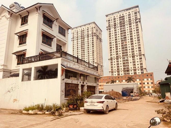 Siêu rẻ, rẻ bất ngờ với căn biệt thự liền kề Hoài Đức