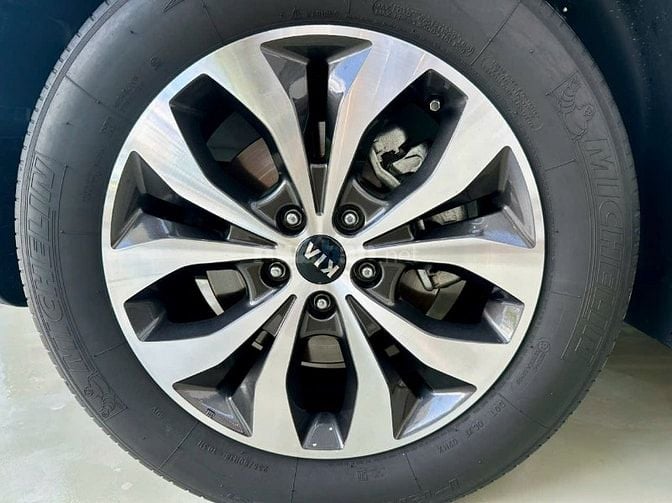 Kia Sorento 2.2 DATH 2016 full dầu - 105.000km