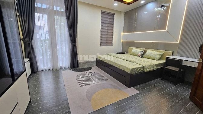 CHÍNH CHỦ BÁN NHÀ MT CHỢ PHÚ THUẬN Q.7 ĐƯỜNG 24M. 5X*20M 3 LẦU 17.5 TỶ