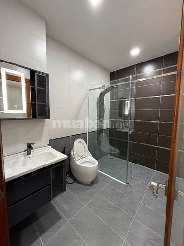 CHÍNH CHỦ BÁN NHÀ MT CHỢ PHÚ THUẬN Q.7 ĐƯỜNG 24M. 5X*20M 3 LẦU 17.5 TỶ