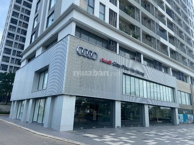 - Shophouse chung cư Lavida Plus - góc Nguyễn Hữu Thọ + Nguyễn Văn Lin