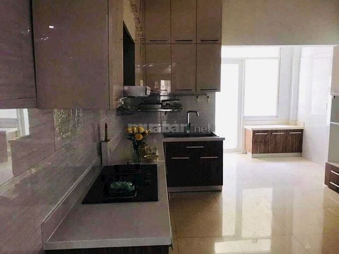 Bán nhà mặt tiền đường 14m khu Ga T3 Hoàng Hoa Thám, đất 5 x 29, giá t