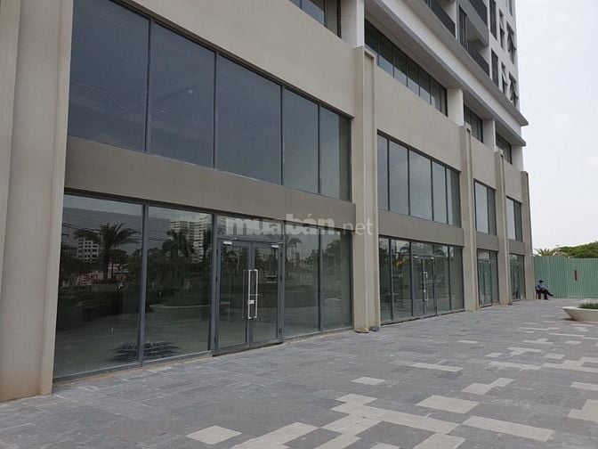 - Shophouse chung cư Lavida Plus - góc Nguyễn Hữu Thọ + Nguyễn Văn Lin