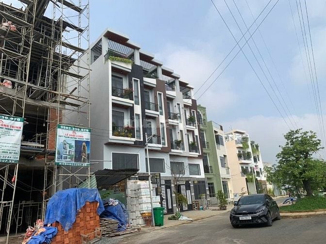Còn 1 lô Cần Bán Khu Đồng Bộ , Ngã Tư Ga . Giáp Gò Vấp