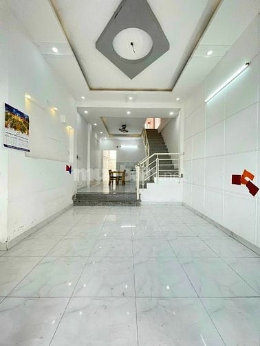 Nhà cho thuê  nguyên căn. Ở hoặc vp 