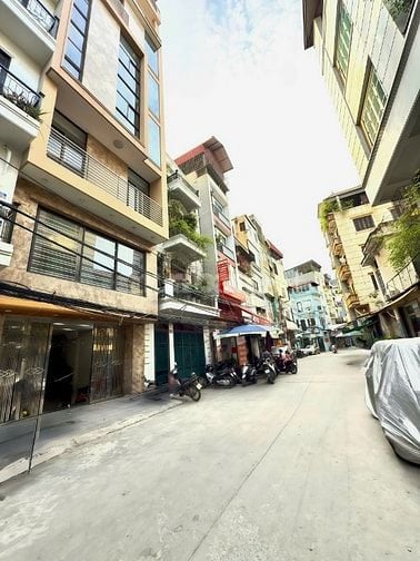 Quy hoạch đón tương lai - Toà MP Thái Thịnh 93m2*9T,MT:5.5m,giá 40tỷ.