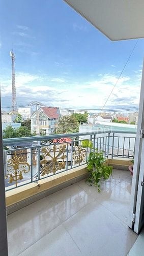 Phòng ban công mới Full nội thất cao cấp, Giá Tốt 4tr3 hơn 40m2