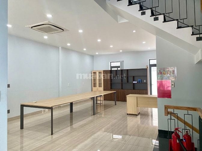 [THỦ ĐỨC] THUÊ VĂN PHÒNG 1 SÀN TẦNG TRỆT