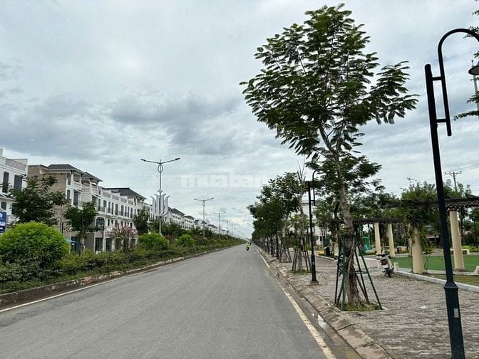 HẠ GIÁ-CHÍNH CHỦ BÁN 2 LÔ ĐẤT 320M2 LIỀN KỀ VINHOME