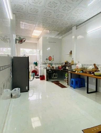 chú Ba cần bán gấp căn nhà tại Bình Chánh- TP Hồ Chí Minh