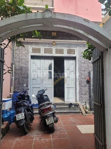 Chính chủ bán nhà Song Phương, Hoài Đức,diện tích 62 m2x 4 tầng, sổ đỏ