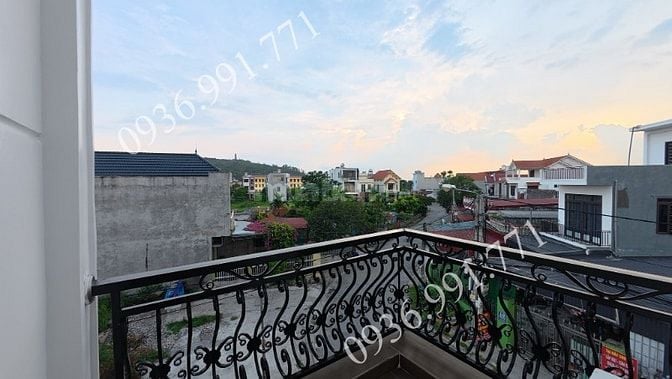 BÁN BIỆT THỰ MẶT ĐƯỜNG QUẬN ĐỒ SƠN CHỈ 6.9 TỶ S=420m2 SỬ DỤNG