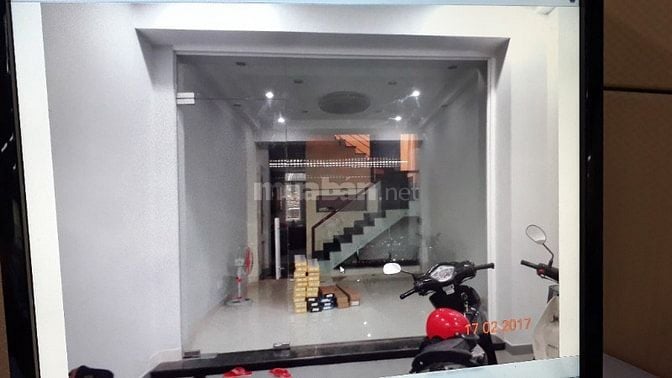 Cho sinh viên thuê phòng Nhà mặt tiền đường số 11, P.TK, Quận 7.